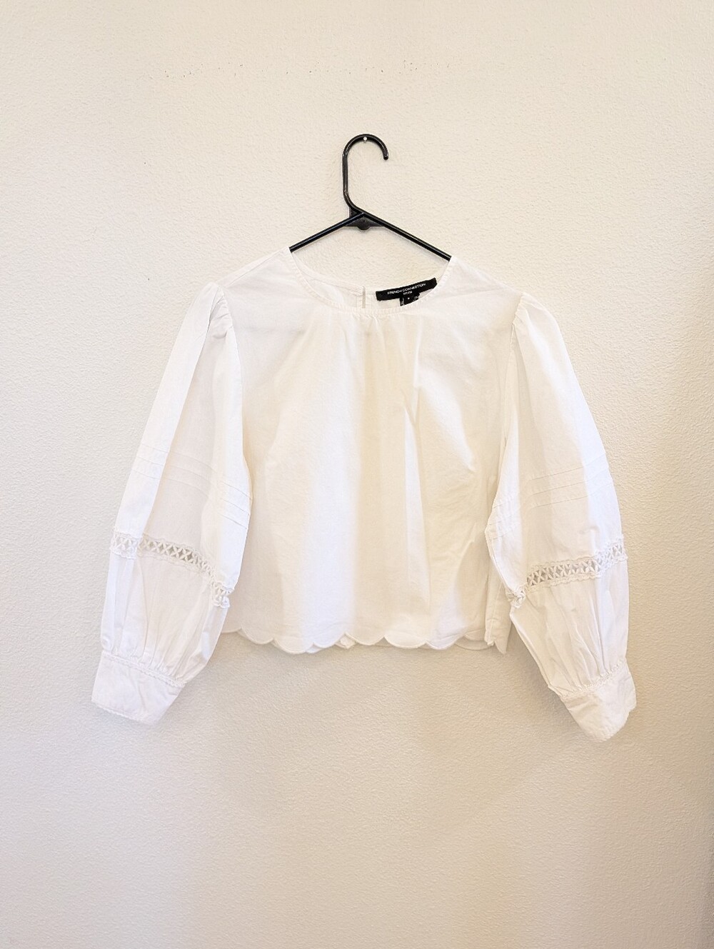 French Connection White Cotton Puff-Sleeve Blouse with Scalloped Hem